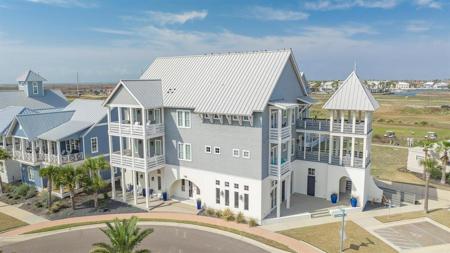 136 Palmilla CIR