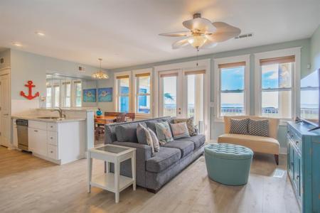 4111 Pointe West DR