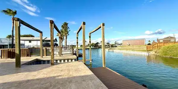 127 Copano Cove RD