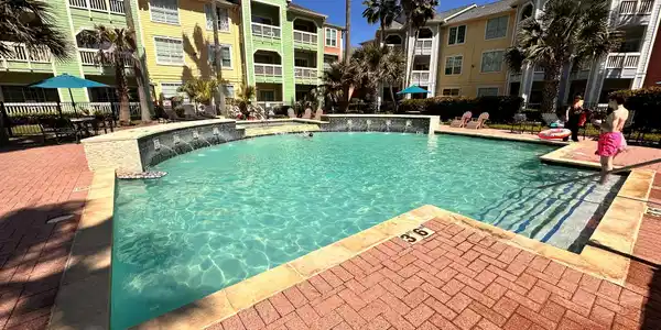 7000 Seawall BLVD