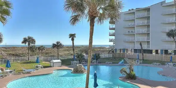 800 Sandcastle DR