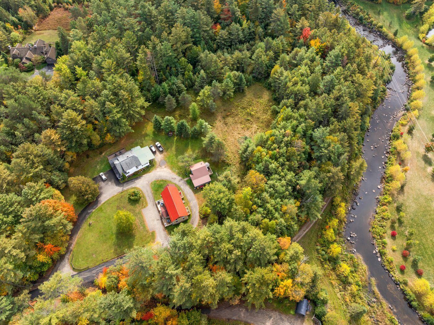 Image 3: W3-NY0593-DJI_20250924112300_0071_D_JCM