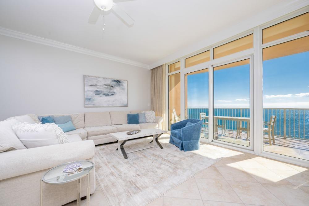 Image 2: Living Room