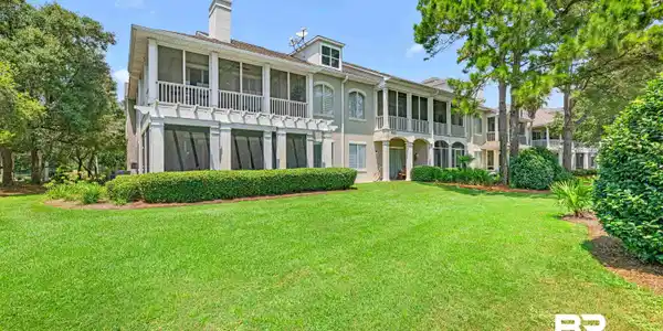 200 Peninsula Boulevard