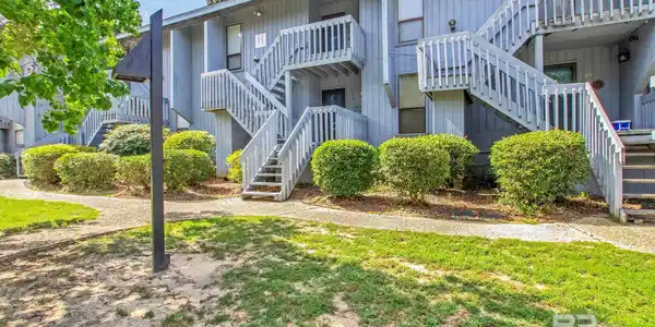 226 Golf Terrace