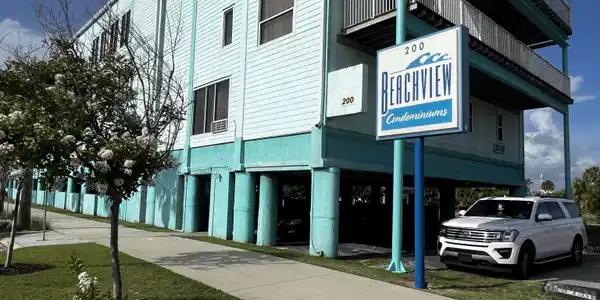200 E Beach Boulevard