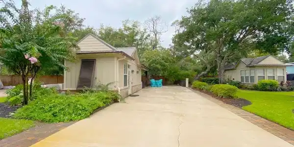 28888 Canal Road