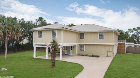 6952 Palmetto Dr