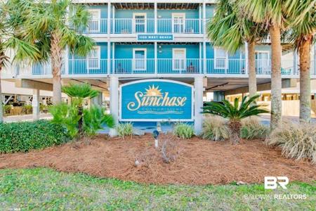 1129 W WEST BEACH Boulevard