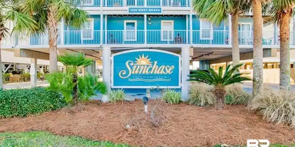 1129 W WEST BEACH Boulevard