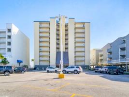 327 Beach Blvd