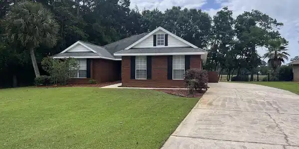 1484 W Fairway Drive