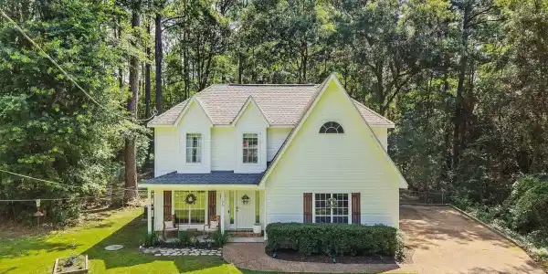106 Gordon Circle