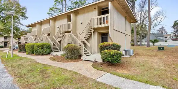 1001 Sea Cliff Drive