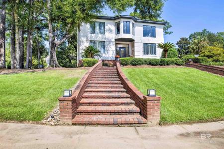 115 McIntosh Bluff Road