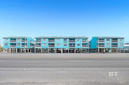 728 W Beach Boulevard