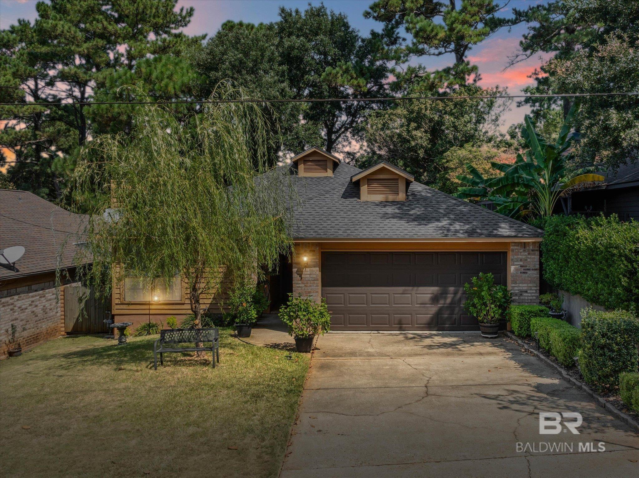 Image 1: Front Of Structure