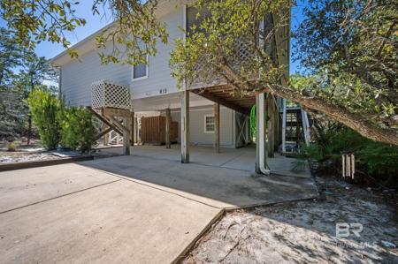 813 Cabana Beach Road
