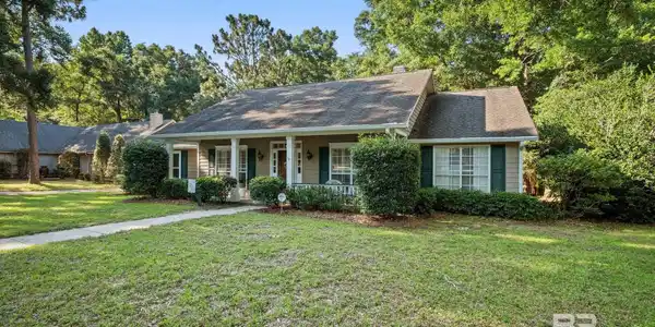718 Oak Bluff Drive
