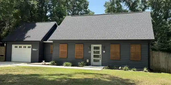 118 Lancaster Way