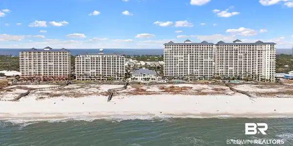 527 Beach Club Trail