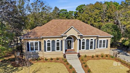 304 South Drive