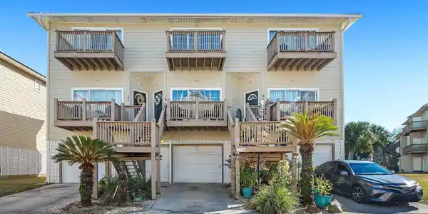 4 Yacht Club Drive