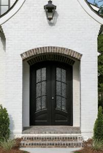 28 Summer Lane