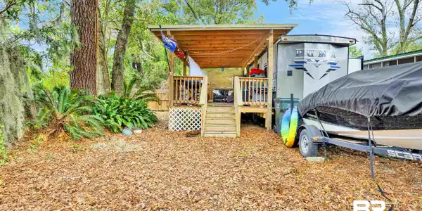 17287 Pirate Circle