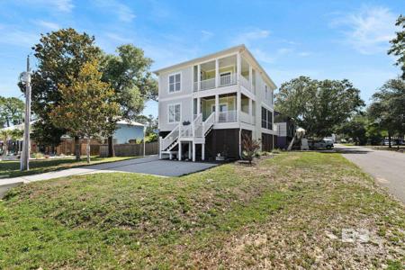 5456 Pensacola Avenue