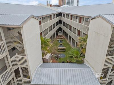 930 W Beach Boulevard