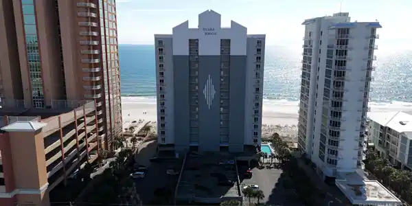 809 W Beach Boulevard