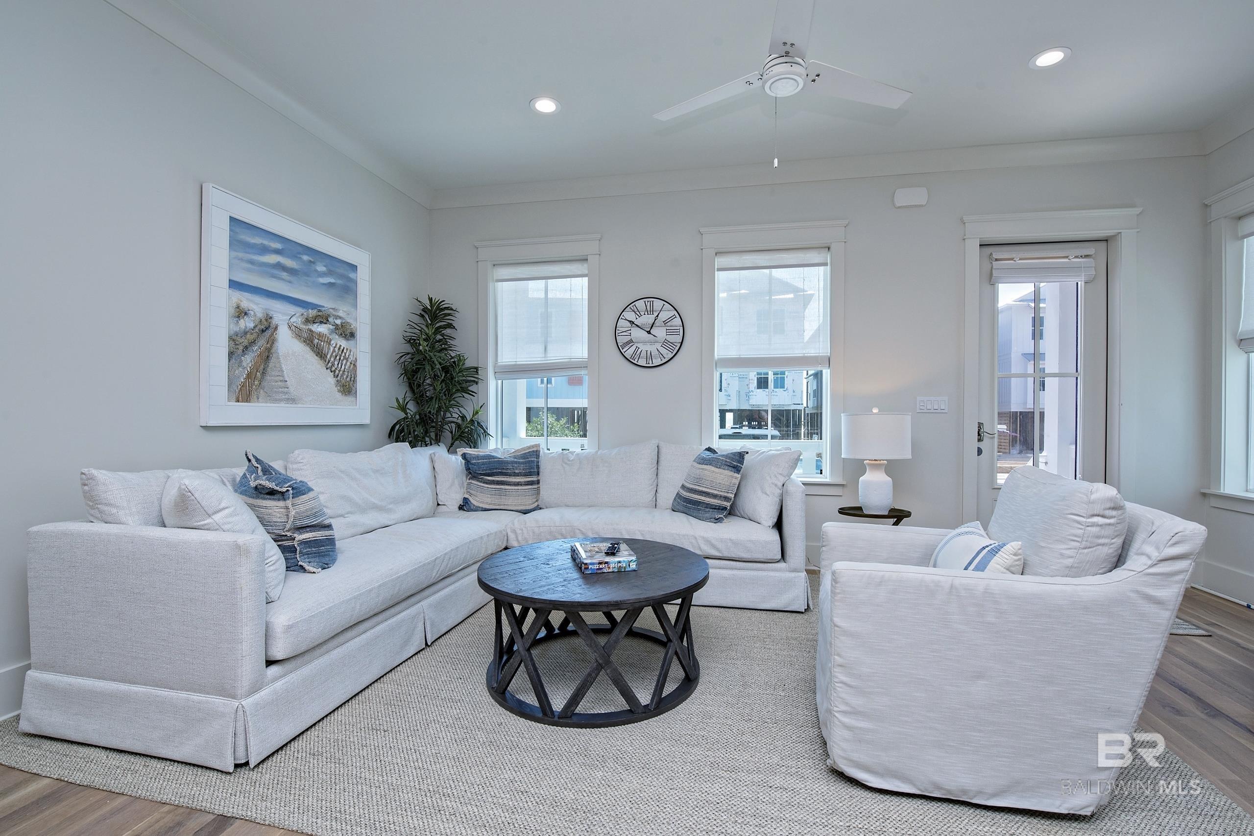 Image 2: Living Room