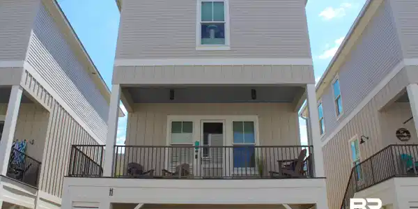 1592 W Beach Boulevard