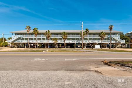 920 W Lagoon Avenue