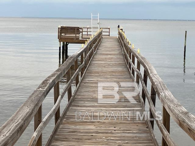 Image 3: Deeded Bay Pier