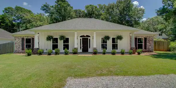 27390 Main Street