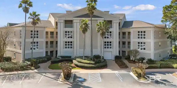 100 Peninsula Boulevard