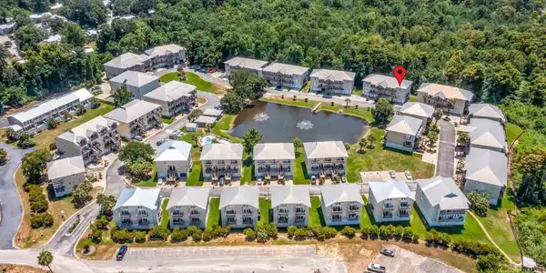 4 Yacht Club Drive