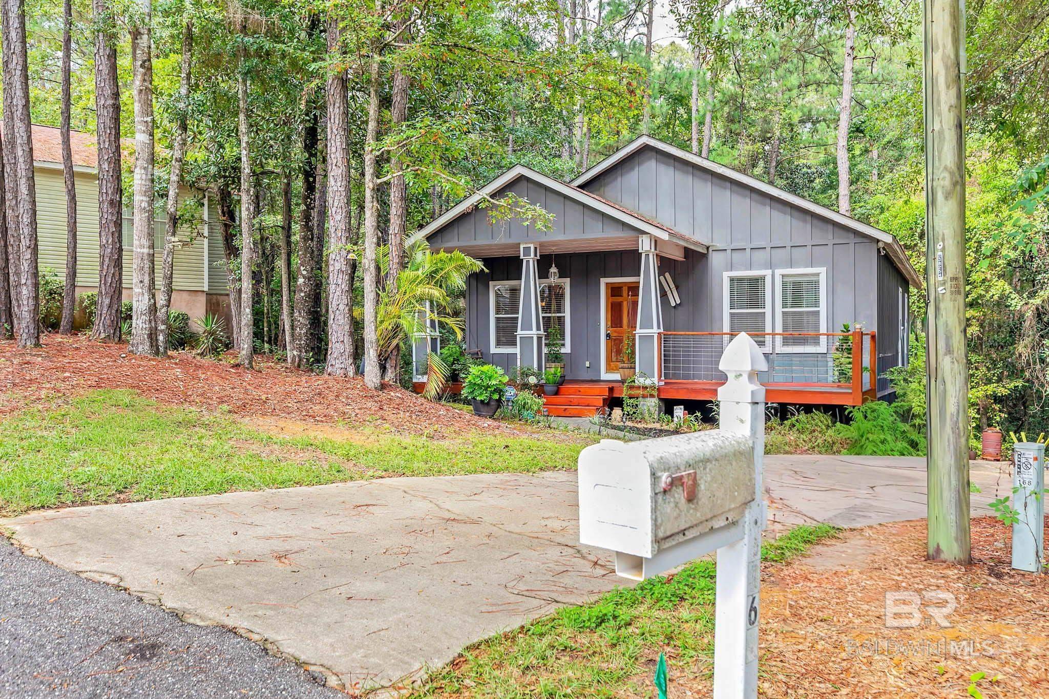 Image 2: Front Of Structure