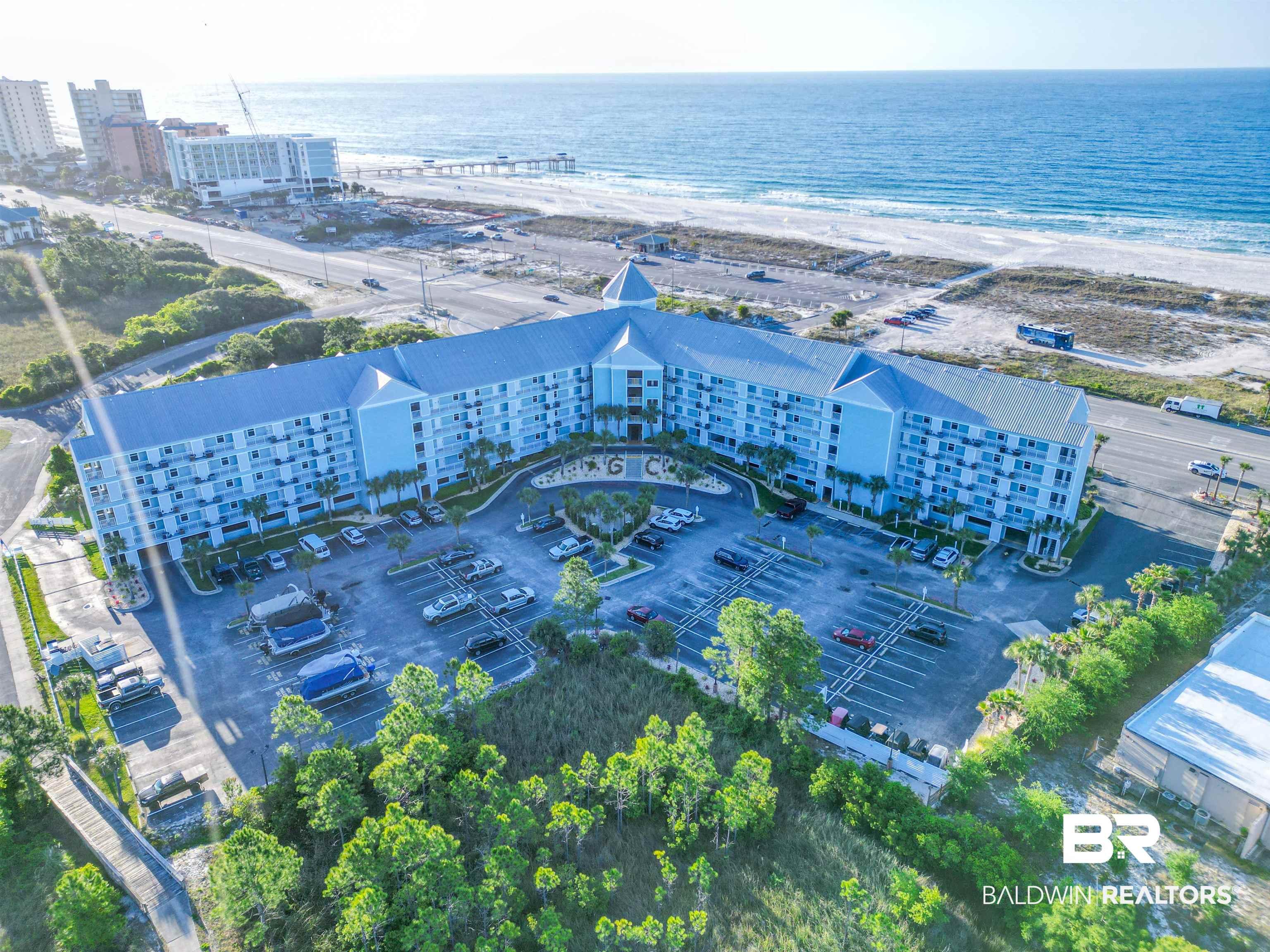 Image 2: Bird's eye view of unending shoreline