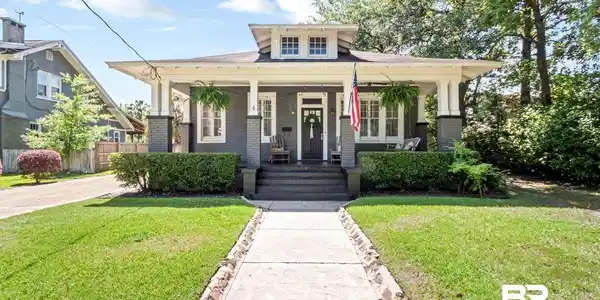 4 Bienville Avenue
