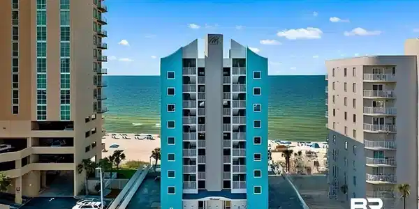 939 WEST BEACH Boulevard