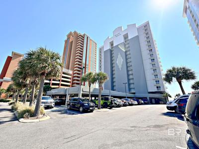 809 W Beach Boulevard