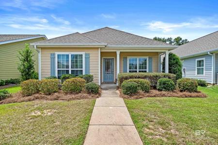 341 Majestic Beauty Avenue
