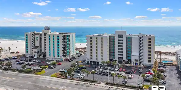 407 W Beach Boulevard