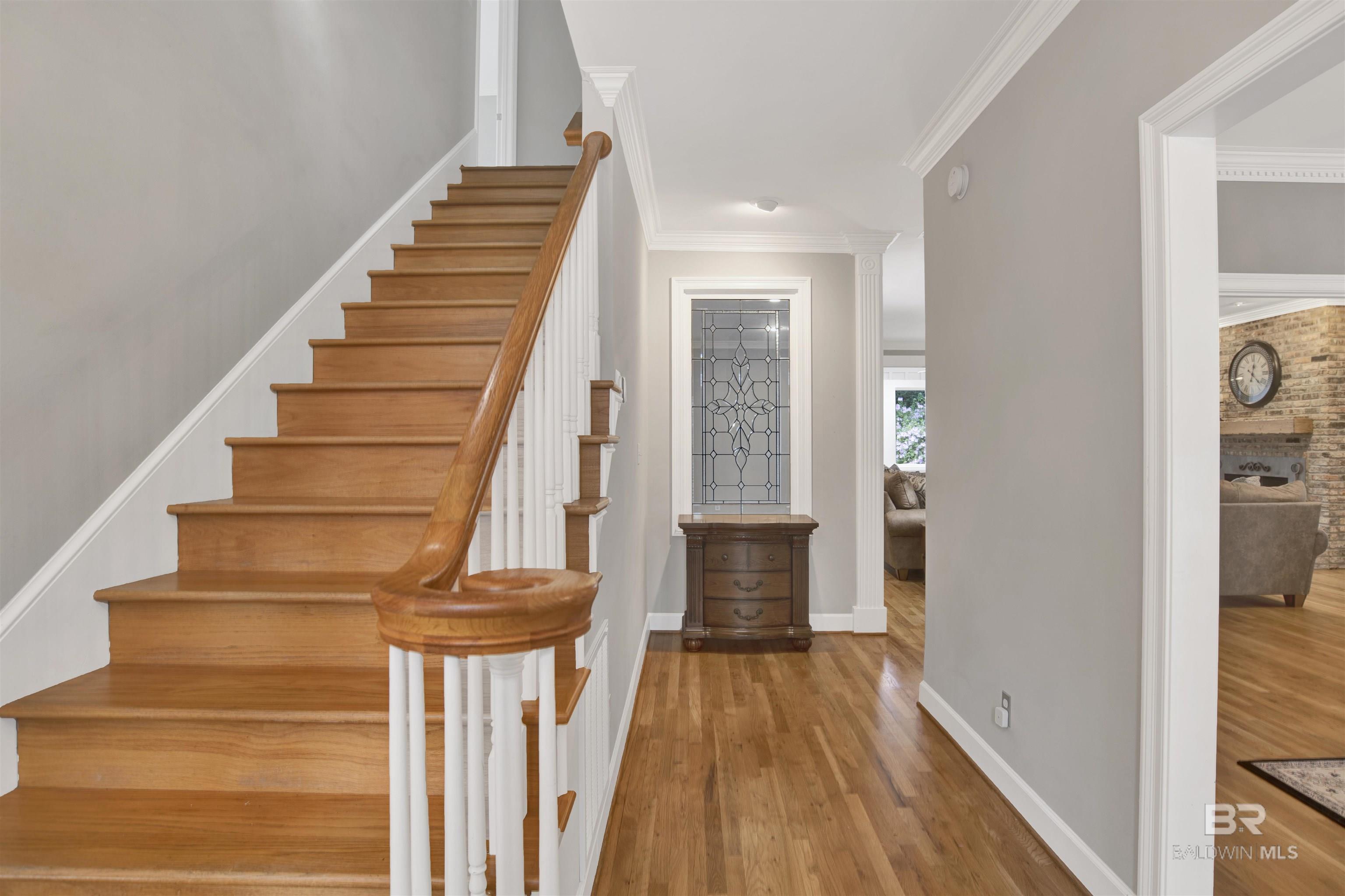 Image 4: Stairs