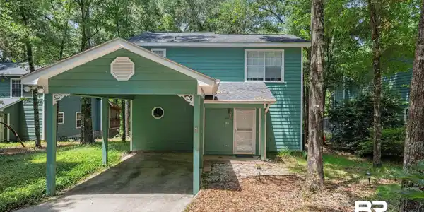 65 Summer Oaks Drive