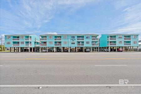 728 W Beach Boulevard