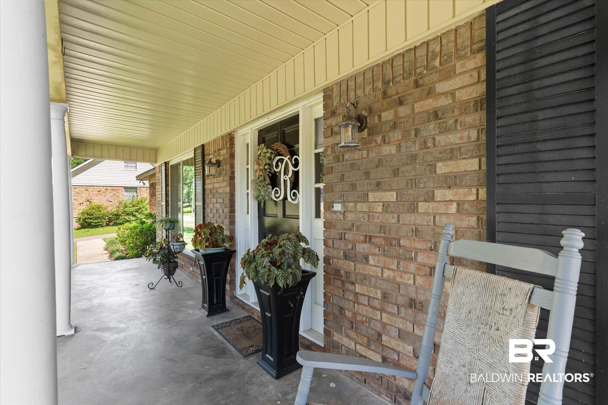 Image 3: Front Porch